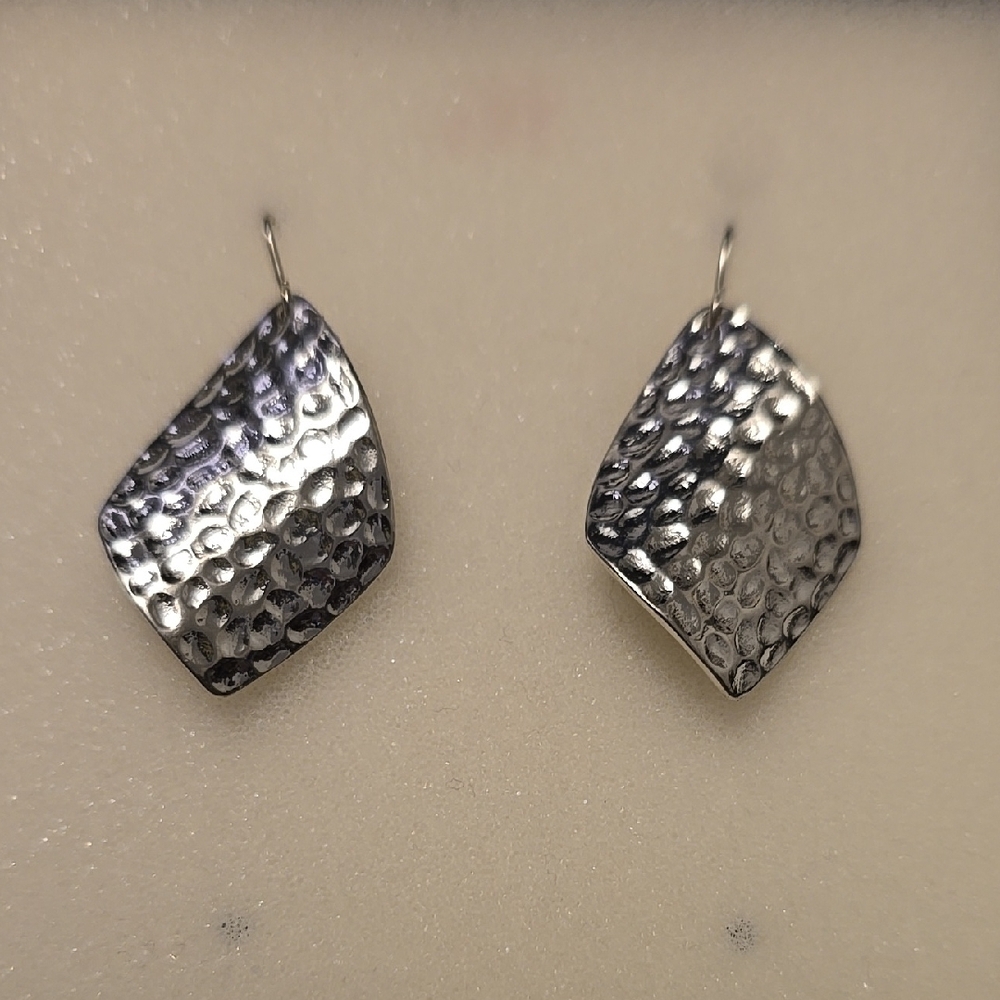 Elegant Silver Hammered Earrings